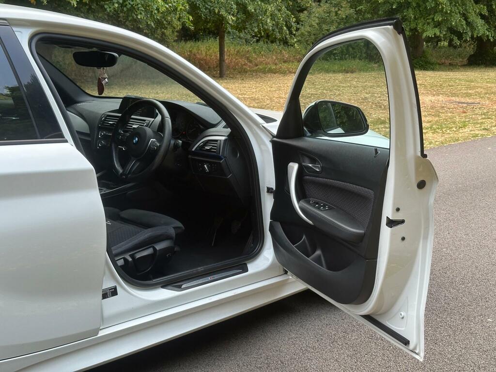 BMW 1 Series Hatchback  #24