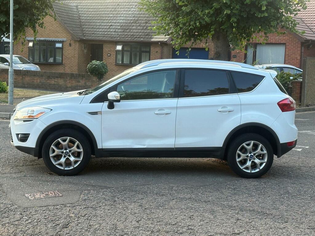 Ford Kuga Zetec White #6