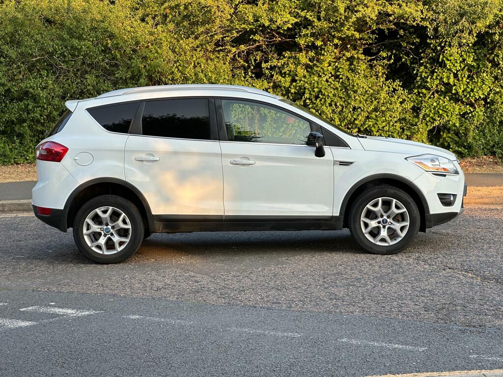 Ford Kuga 2.0L Titanium 2.0 Tdci - Service History - Ne Blue #12