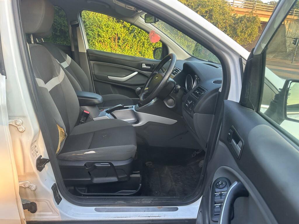 Ford Kuga 2.0L Titanium 2.0 Tdci - Service History - Ne Blue #18