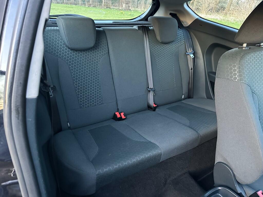 Ford Fiesta 1.4 Zetec Red #24