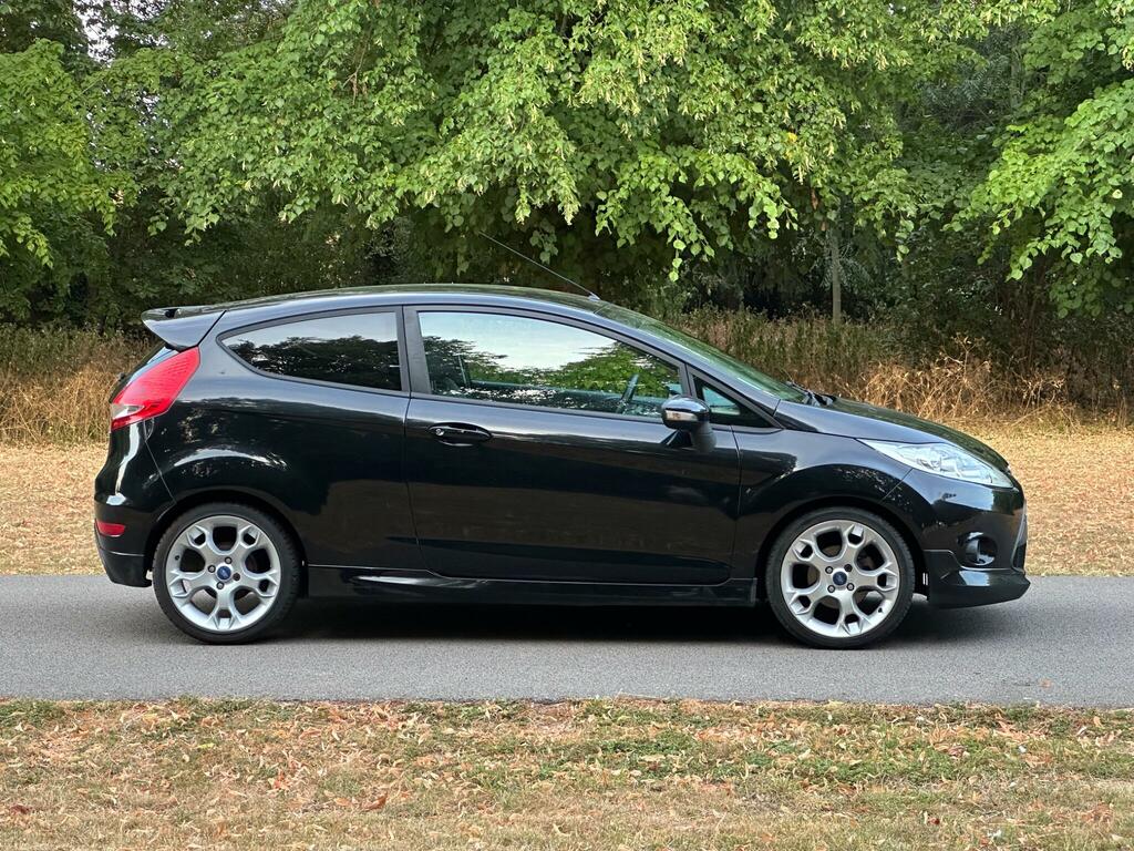 Ford Fiesta Zetec S Black #6