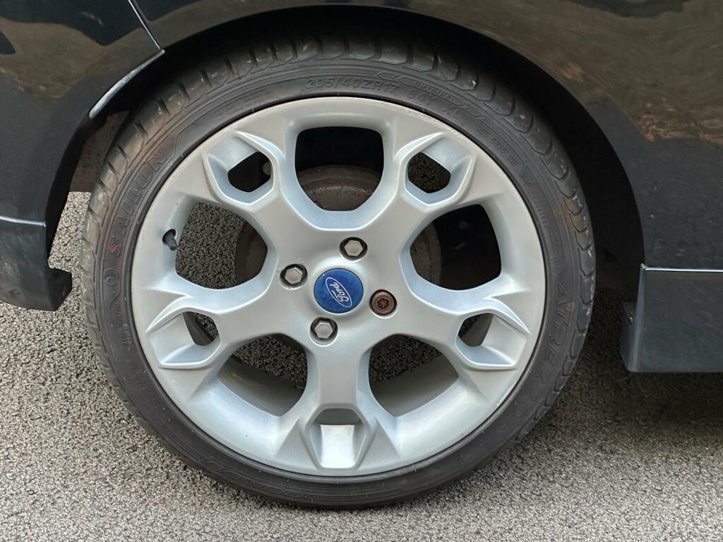 Ford Fiesta 1.4 Zetec Red #16