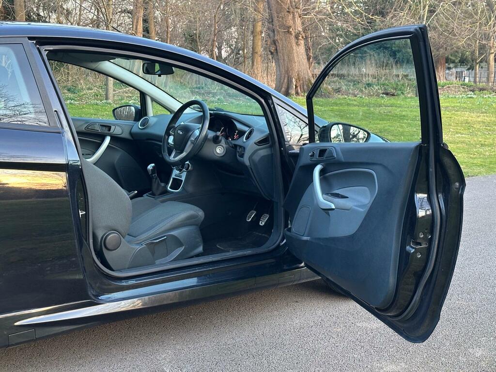 Ford Fiesta 1.4 Zetec Red #20