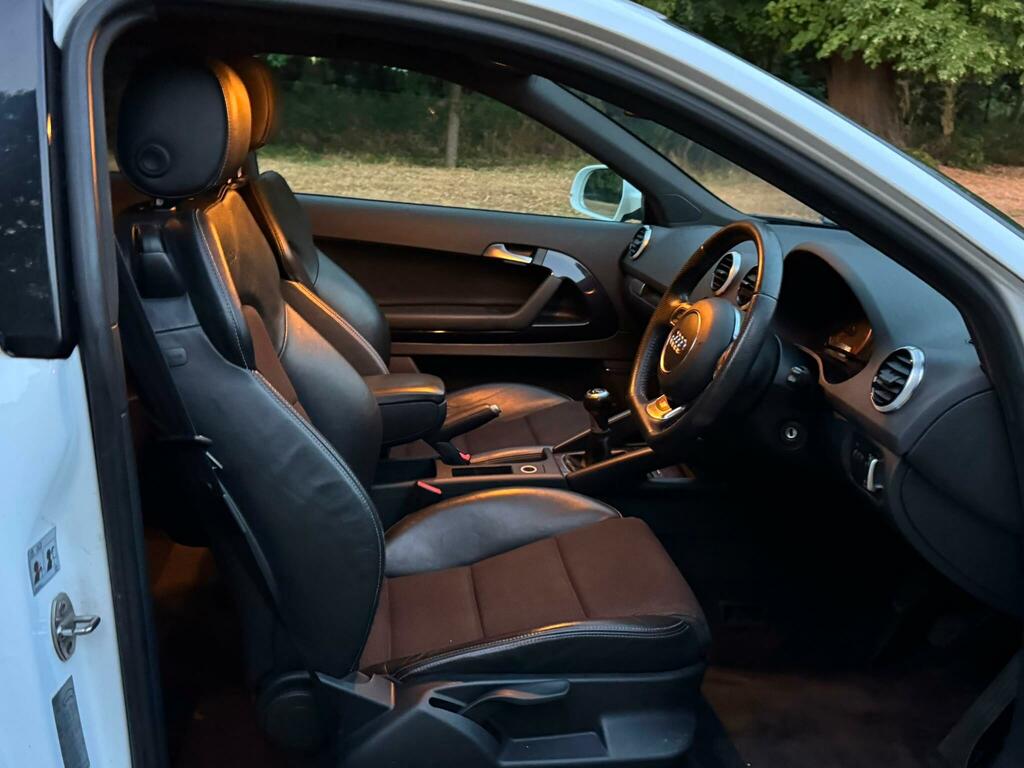 Audi A3 2.0 Tdi Black Edition Sportback Euro 5 Ss White #18