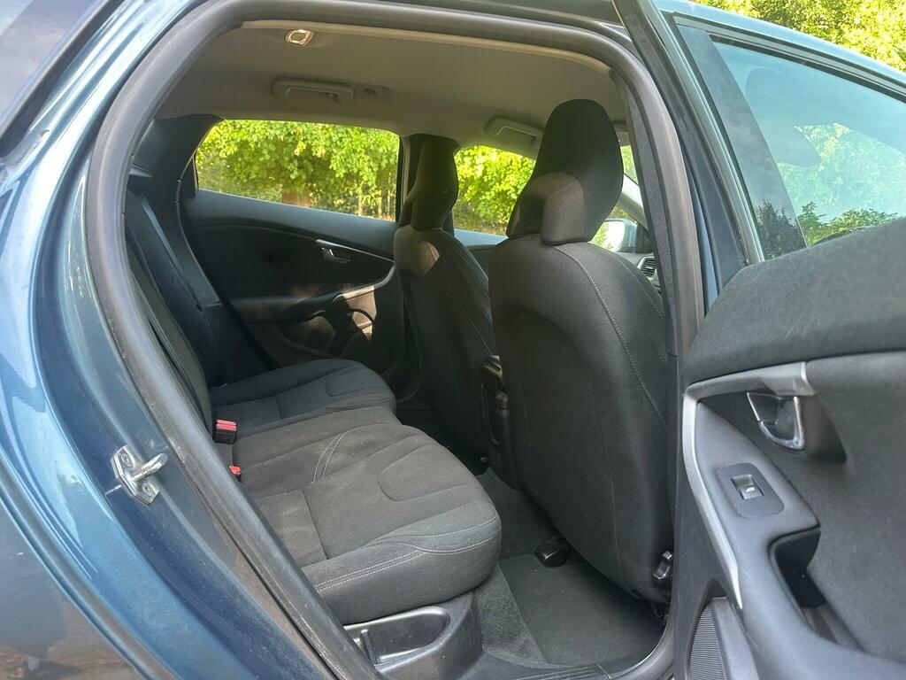 Volvo V40 1.6L T3 Es 148 Bhp White #22