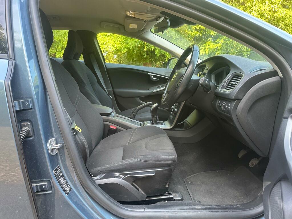 Volvo V40 1.6L T3 Es 148 Bhp White #19
