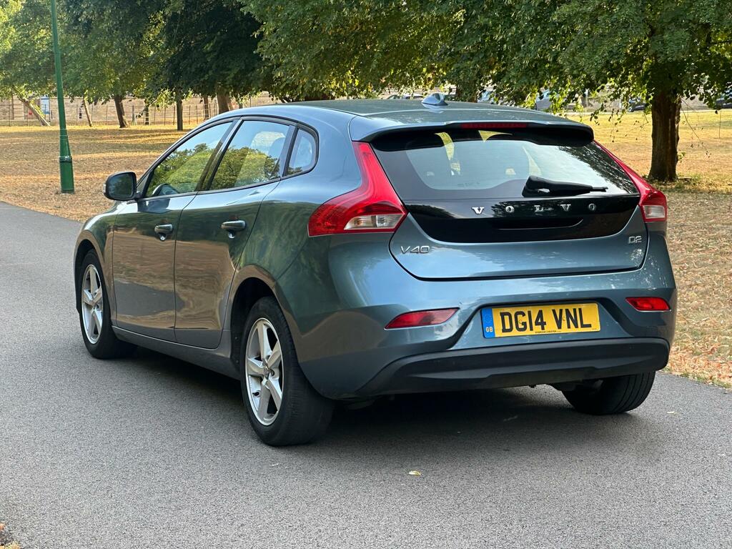 Volvo V40 1.6L T3 Es 148 Bhp White #7