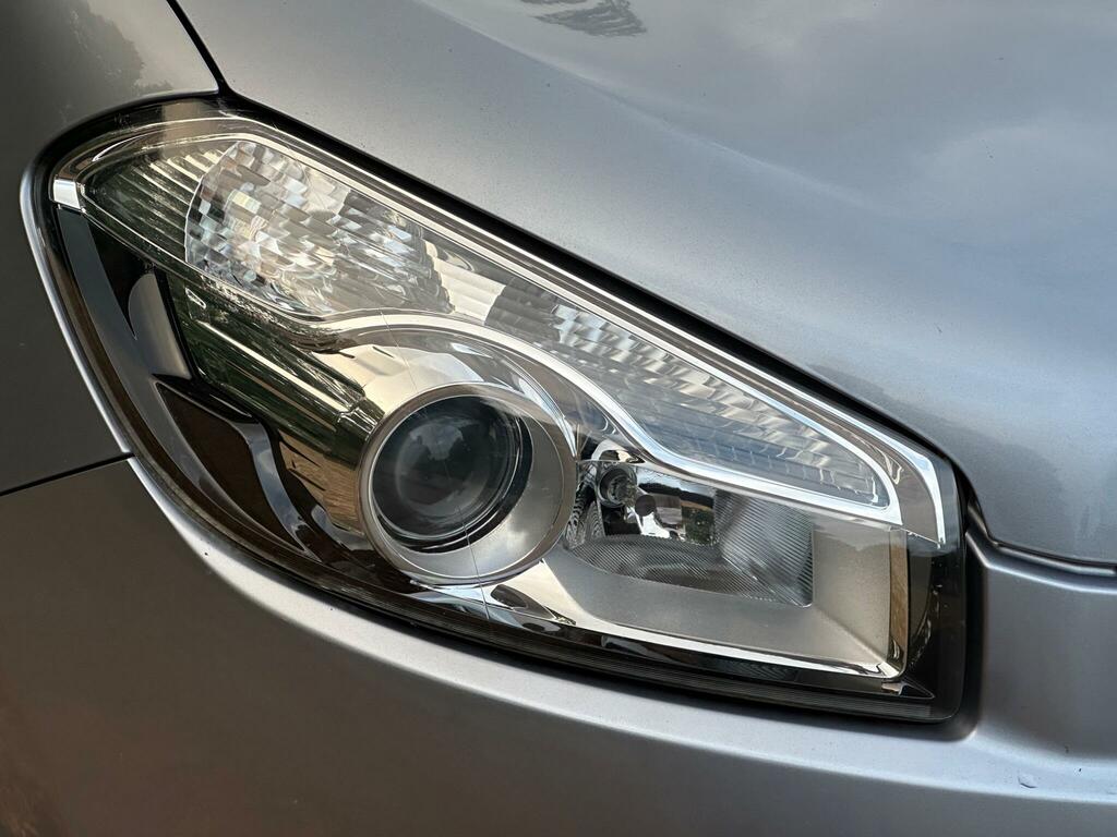 Nissan Qashqai Hatchback N-tec Plus 2012 White #12