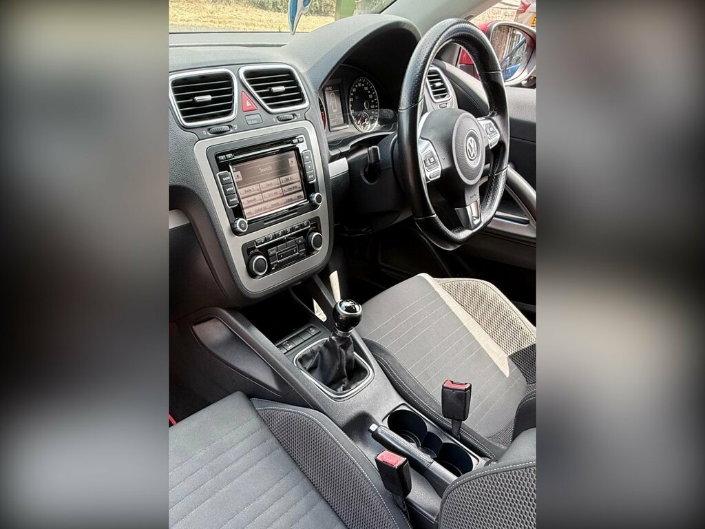 Volkswagen Scirocco Hatchback 2.0 Tdi Gt 201111 Black #30