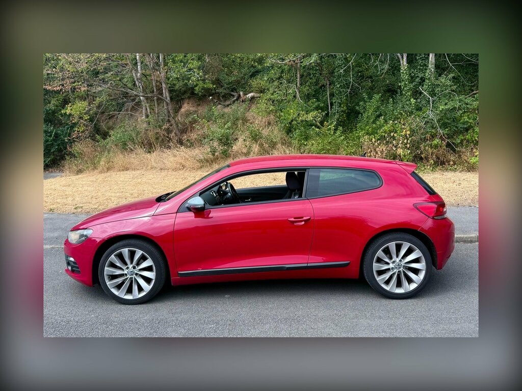 Volkswagen Scirocco 2.0 Tdi Bluemotion Tech Gt Euro 5 Ss Red #2