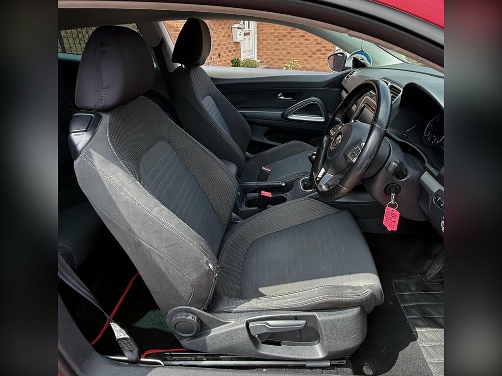 Volkswagen Scirocco Hatchback 2.0 Tdi Gt 201111 Black #34