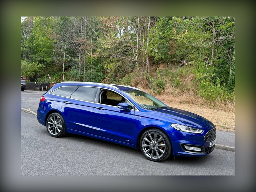 Ford Mondeo 2.0 Tdci Vignale Estate Powershift Awd EO67GNF Blue #5