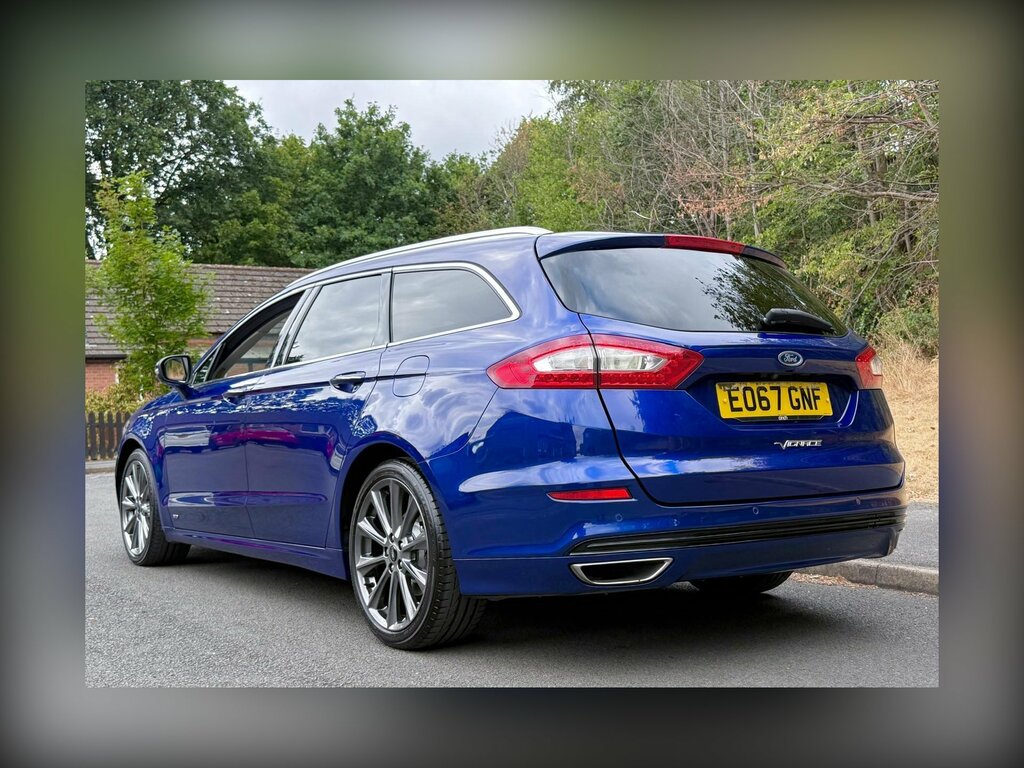 Ford Mondeo 2.0 Tdci Vignale Estate Powershift Awd EO67GNF Blue #3