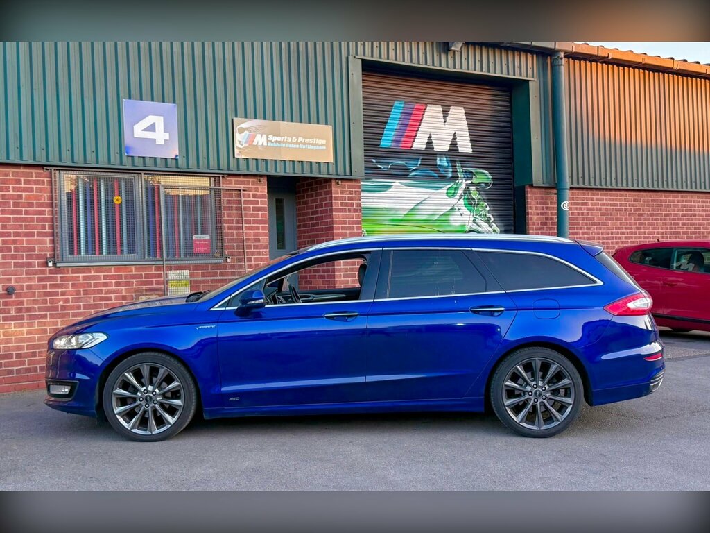 Ford Mondeo 2.0 Tdci Vignale Estate Powershift Awd Blue