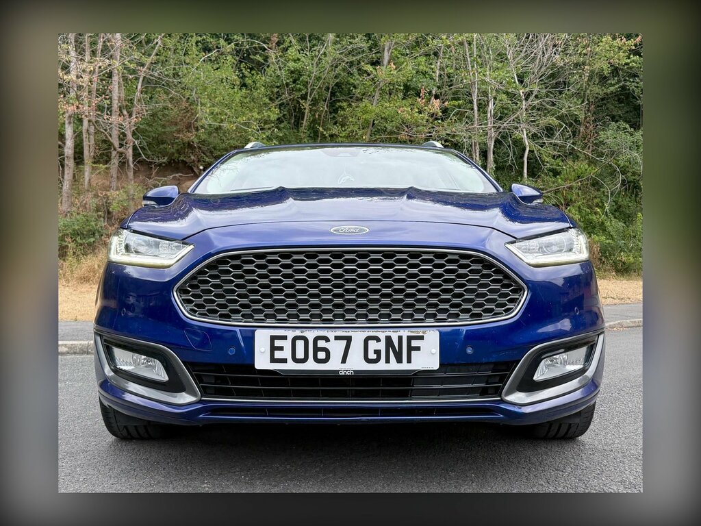 Ford Mondeo 2.0 Tdci Vignale Estate Powershift Awd EO67GNF Blue #4