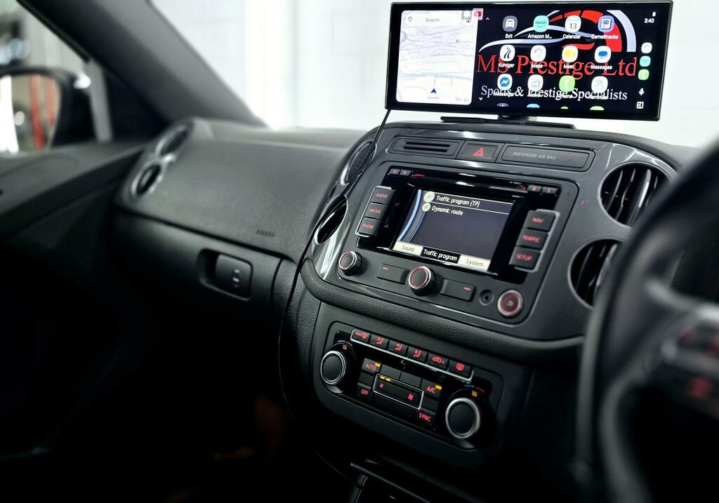 Volkswagen Tiguan R-line Black #3