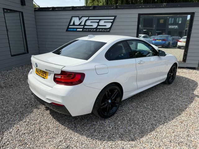 BMW 2 Series Gran Coupe 2015 2.0 220D M Sport Coupe Xdrive White #5