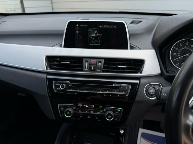 BMW X1 Bmw X1 2.0 X1 Xdrive20i Sport 4Wd White #26