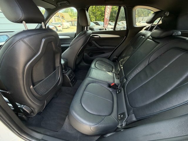 BMW X1 Bmw X1 2.0 X1 Xdrive20i Sport 4Wd White #19