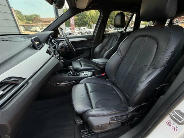 BMW X1 Bmw X1 2.0 X1 Xdrive20i Sport 4Wd White #17