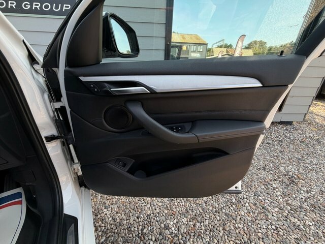 BMW X1 Bmw X1 2.0 X1 Xdrive20i Sport 4Wd White #13