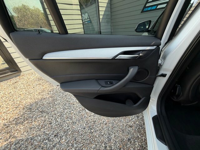 BMW X1 Bmw X1 2.0 X1 Xdrive20i Sport 4Wd White #20