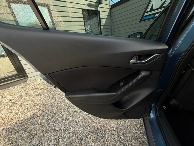 Mazda 3 2.0 Skyactiv-g Se-l Nav Black #18