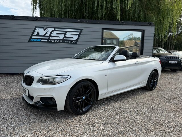 BMW 2 Series 2017 2.0 220D M Sport Convertible White #4