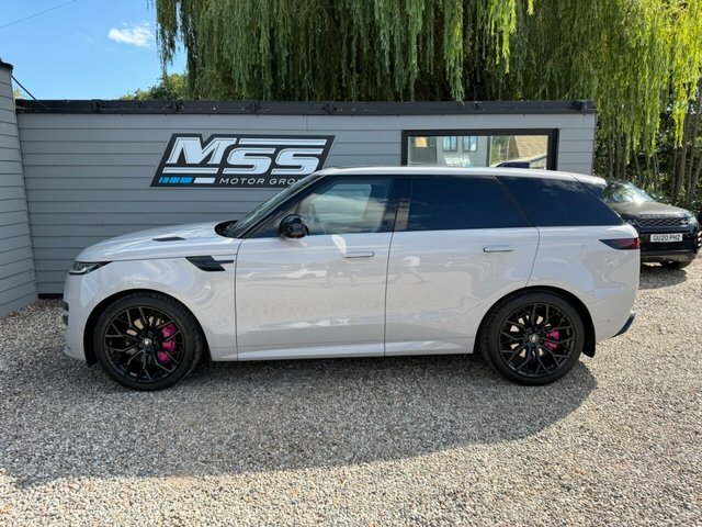 Land Rover Range Rover Sport 2023 3.0 D300 Mhev Dynamic Se Suv Grey #4