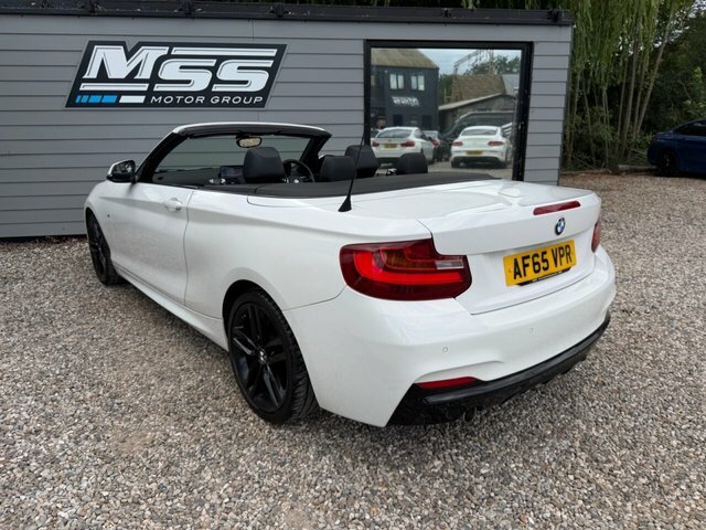 BMW 2 Series 2015 2.0 218D M Sport Convertible Manua White #4