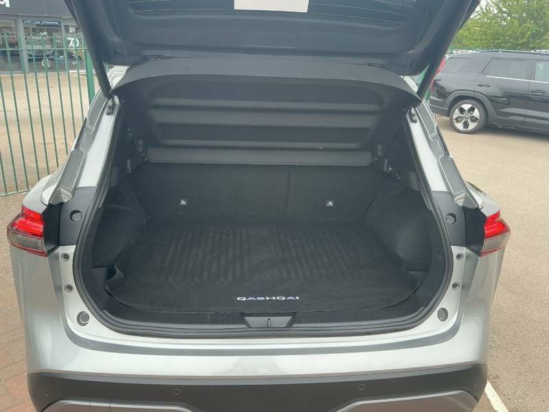 Nissan Qashqai 1.3 Dig-t Mh 158 Tekna Xtronic - 2024 24 LT24YCG Silver #4