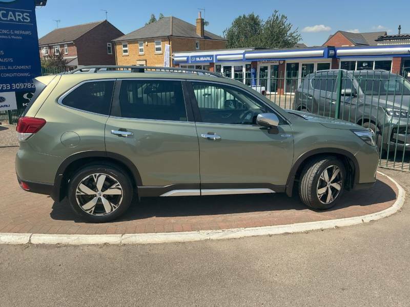 Subaru Forester 2.0I E-boxer Xe Premium Lineartronic Green #6