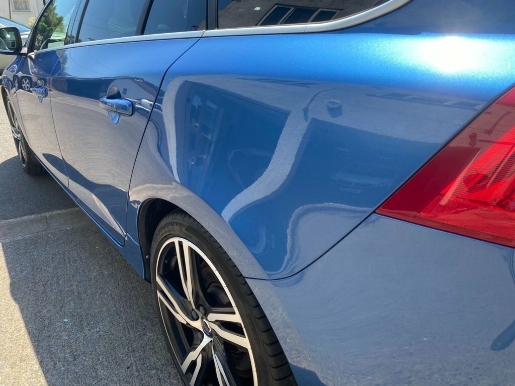 Volvo V60 2017 2.0 D3 R-design Lux Nav Estate Aut Blue #4