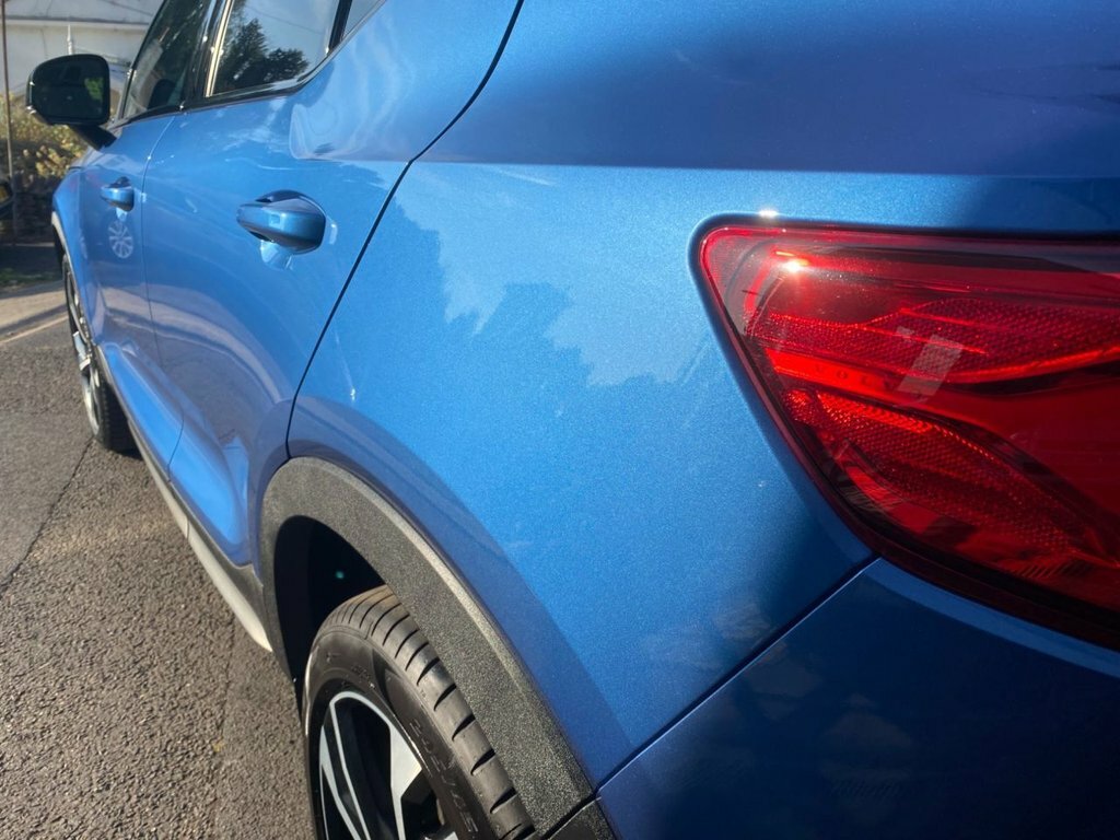 Volvo XC40 2018 2.0 D4 First Edition Suv Awd KR18AUN Blue #4