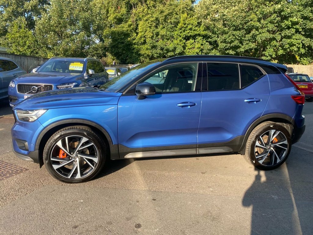 Volvo XC40 2018 2.0 D4 First Edition Suv Awd KR18AUN Blue #2