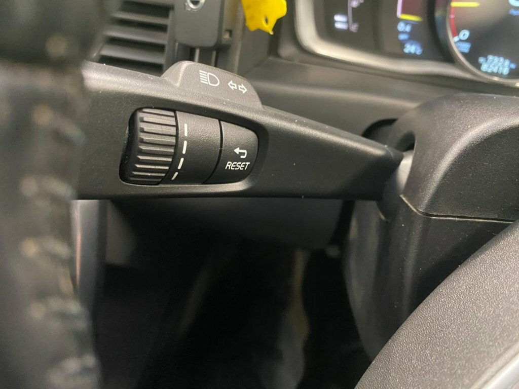 Volvo XC70 Se Lux Silver #53