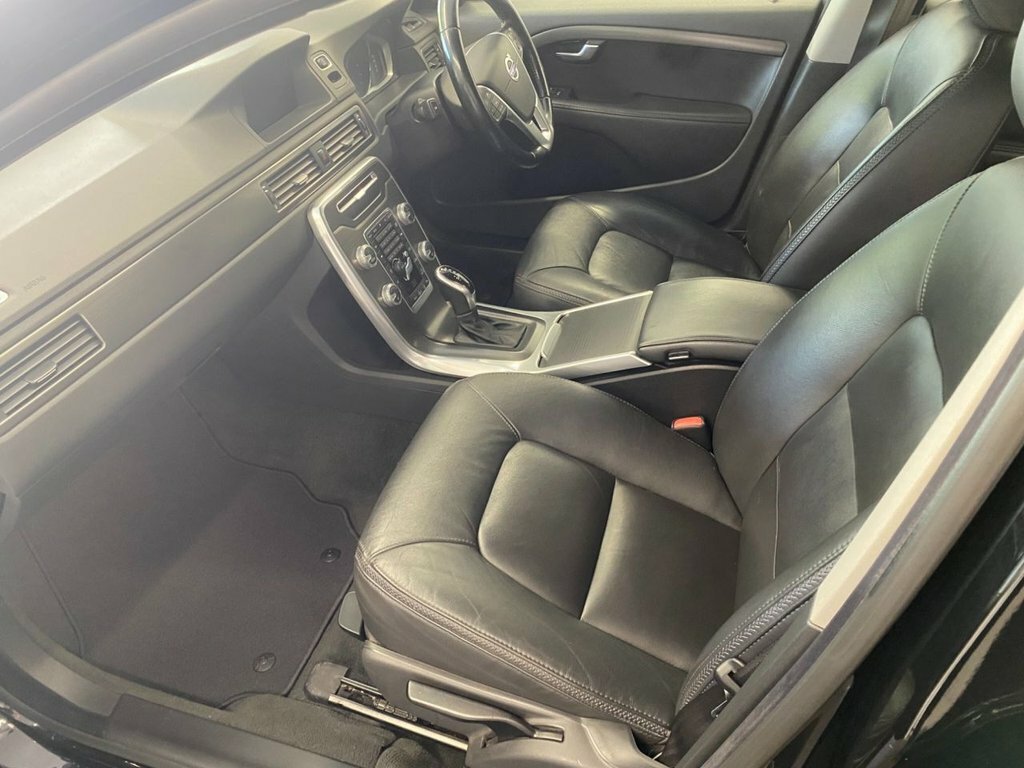Volvo XC70 Se Lux Silver #27
