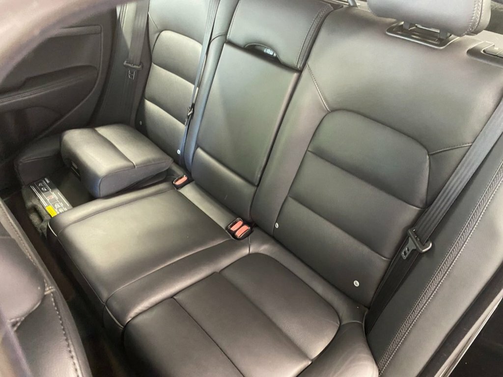Volvo XC70 Se Lux Silver #25
