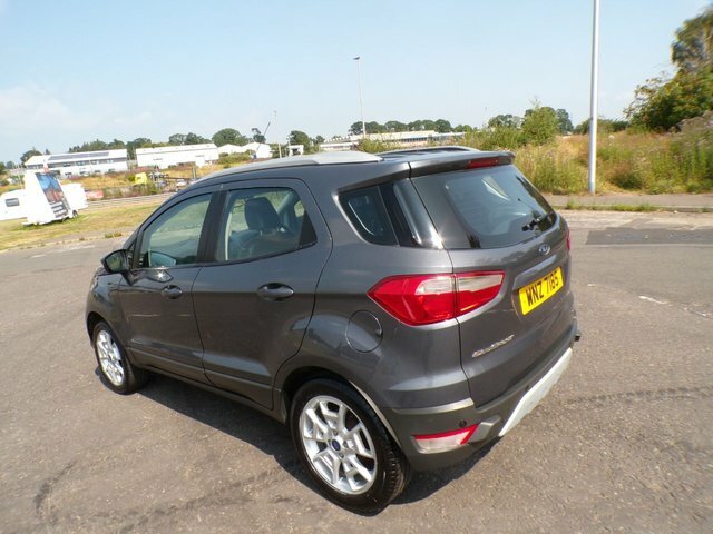 Ford Ecosport Hatchback White #9