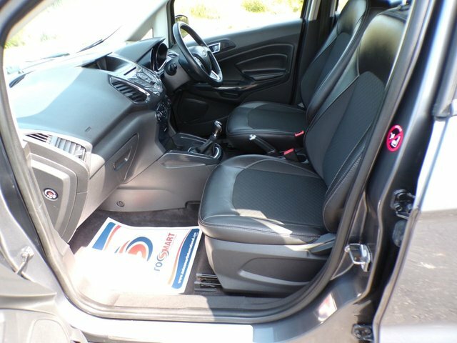 Ford Ecosport Hatchback White #11