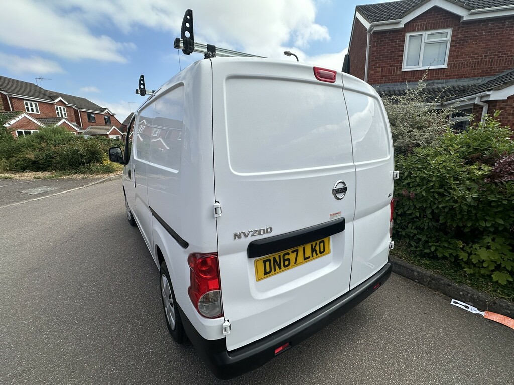 Nissan NV200 Acenta Panel Van White #7