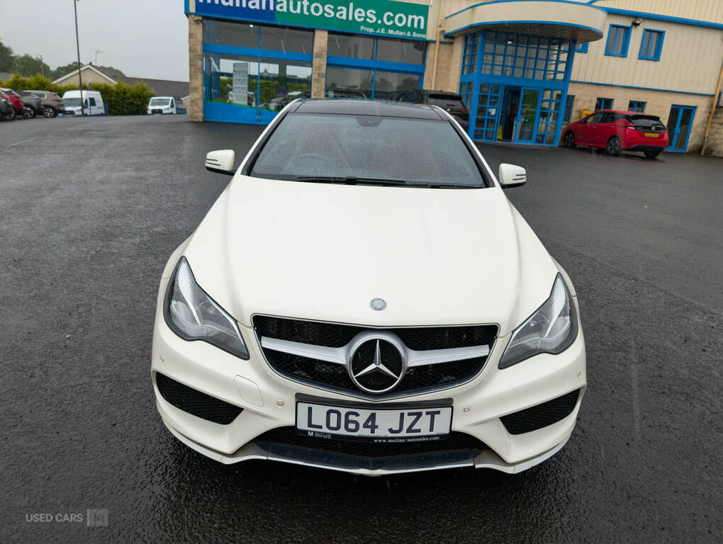 Mercedes-Benz E Class E220 Bluetec Amg Line 7G-tronic White #2
