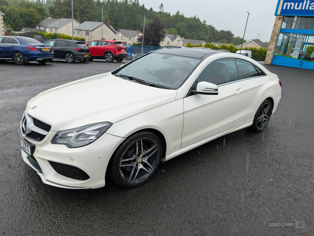 Mercedes-Benz E Class E220 Bluetec Amg Line 7G-tronic White #3