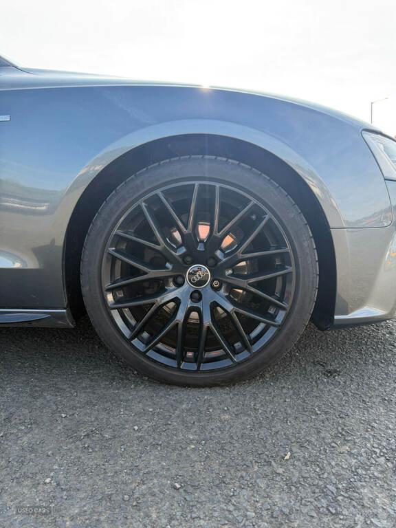 Audi A5 2.0 Tdi 190 Quattro Black Edition Plus Grey