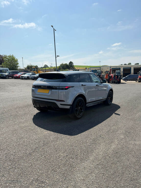 Land Rover Range Rover Evoque 2.0 D200 Dynamic Se Silver