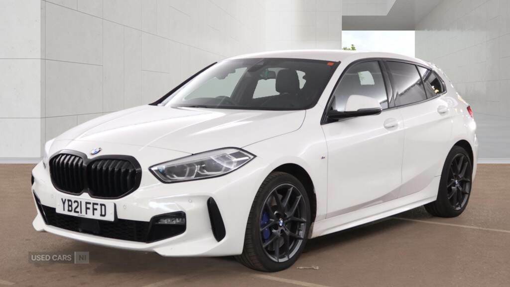 BMW 1 Series 116D M Sport Step White #2