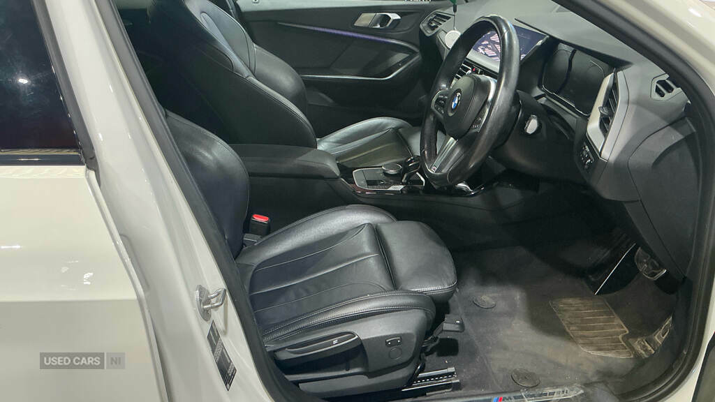 BMW 1 Series 116D M Sport Step White #3