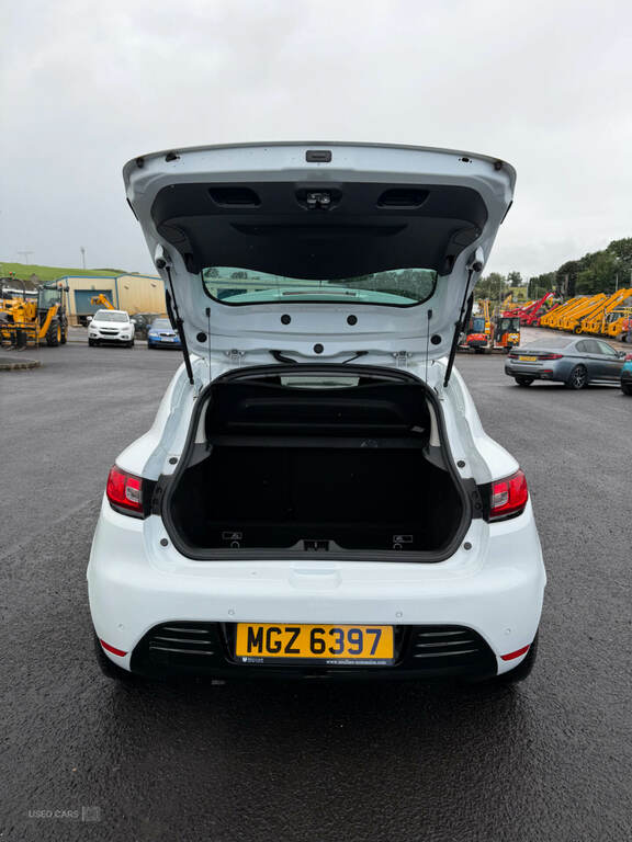 Renault Clio 0.9 Tce 75 Iconic White #2