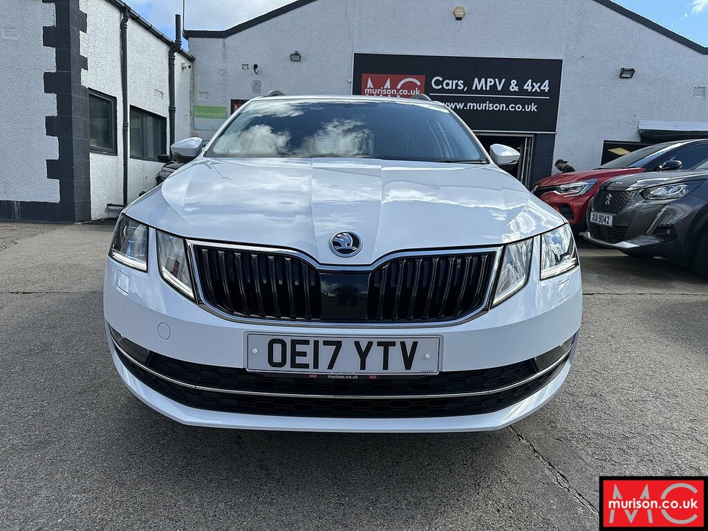 Skoda Octavia Se L White #4